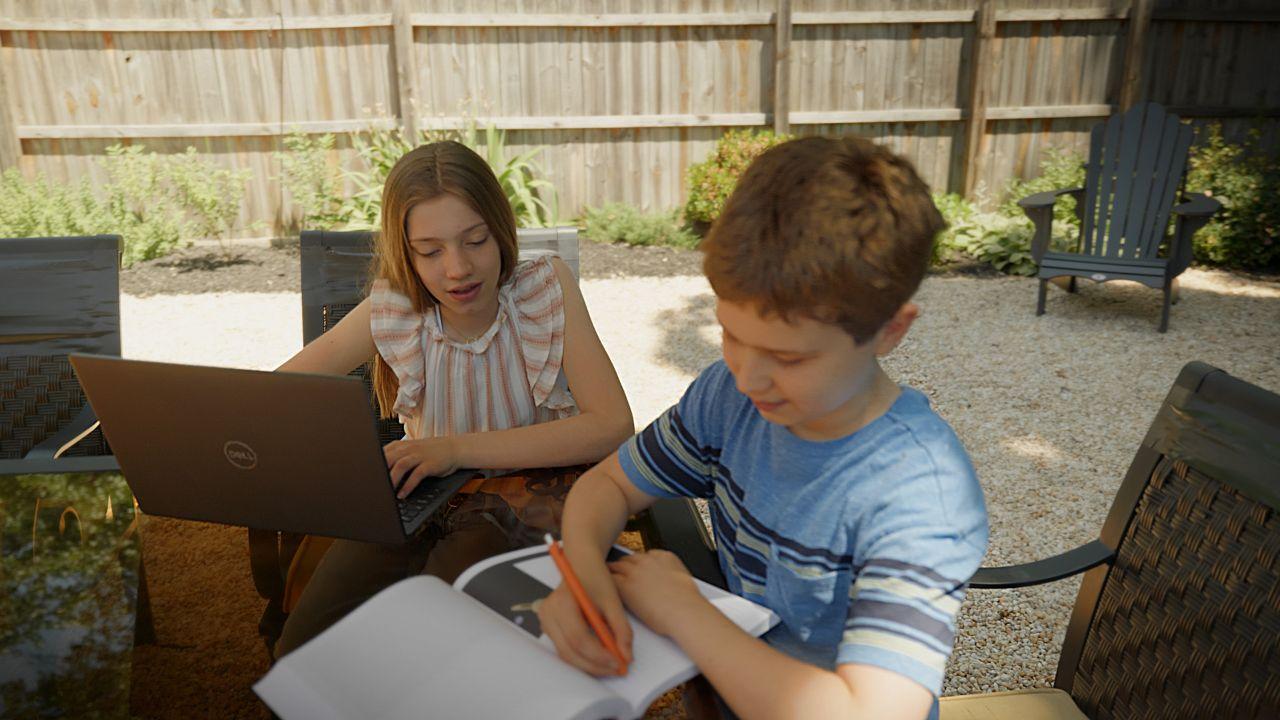 Veritas Students Learning Online