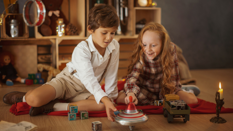 A Christmas Guide for Educational Toys by Laurie Detweiler